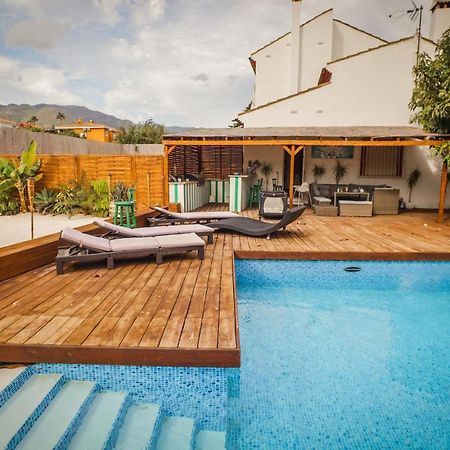 Chic Guesthouse Alhaurín de la Torre Exterior photo